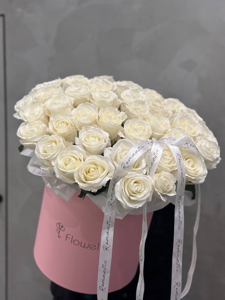 Композиция «Белая тишина» – 35 роз о чистоте и совершенстве