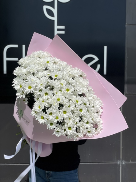 Букет «Бабушкин сад» — 19 ромашковых хризантем