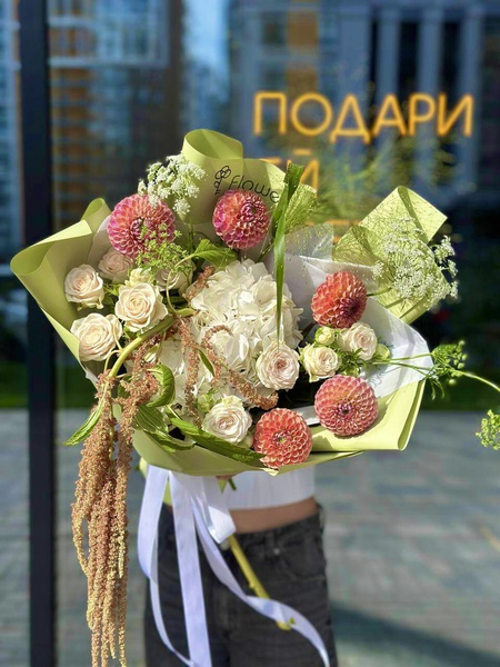 Букет «Осенняя графика» – дизайн, вдохновлённый природой