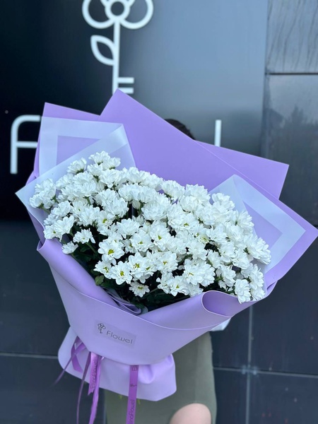 Букет «Начало» — 29 ромашковых хризантем