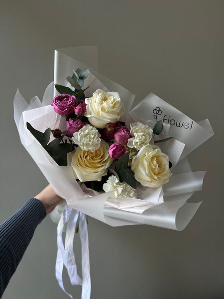 Букет «Современная графика» – чёткий силуэт и уникальный акцент