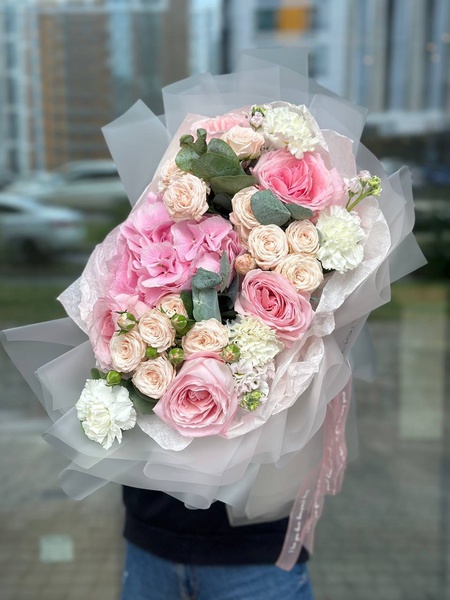 Букет «Бал в Версале» – роскошь, томность и аромат праздника