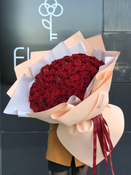 81 красная роза