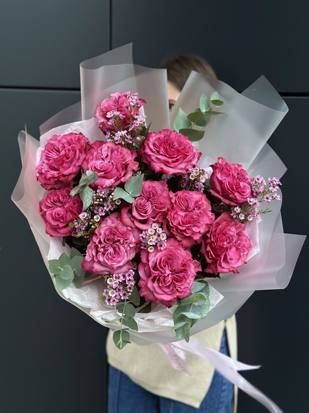 Букет «Графический импульс» – сила, обрамлённая изяществом